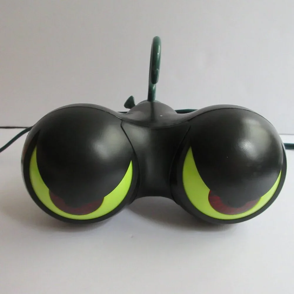 Peepers Light-Up Flashing Eyes Halloween Decoration Mystic Industries 6 Ft WORKS